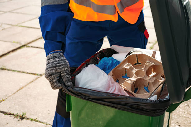 Property Management Cleanouts in Island Walk, FL